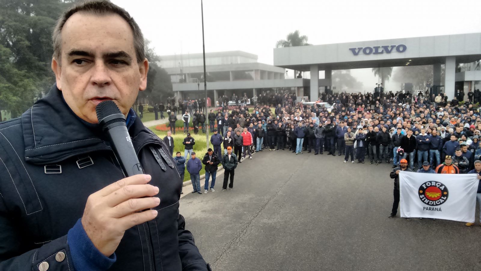 O presidente do SMC, Sérgio Butka, na assembleia que marcou a vitória dos trabalhadores